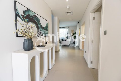 4 bedrooms Villa on the Yas Island, UAE No. 37104 5