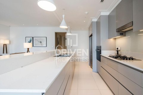 Квартира с 2 спальнями в Даунтаун Дубай (Даунтаун Бурдж Дубай), ОАЭ №138428 10