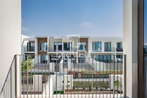 Townhouse de 3 dormitorios en The Valley, UAE No. 138493 17