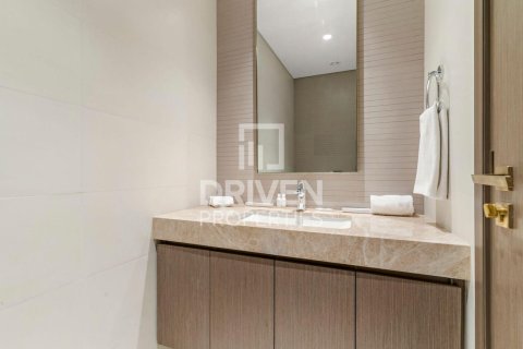 2 bedrooms Apartment in EMAAR Beachfront, UAE No. 192651 16