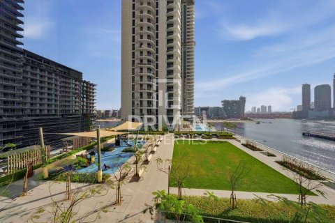 2 غرف نوم شقة في EMAAR Beachfront, الإمارات العربية المتحدة رقم 192646 19