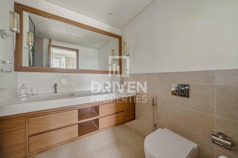 2 غرف نوم شقة في EMAAR Beachfront, الإمارات العربية المتحدة رقم 192646 15