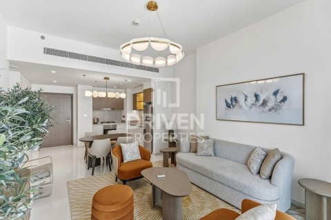 Квартира с 1 спальней в EMAAR Beachfront, ОАЭ №192648 4