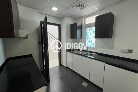3 bedrooms Townhouse in Dubai, UAE No. 184777 11