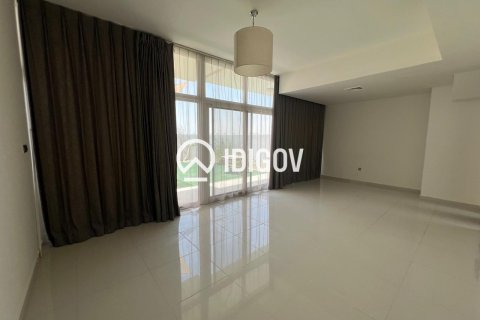 3 bedrooms Townhouse in Dubai, UAE No. 184777 9