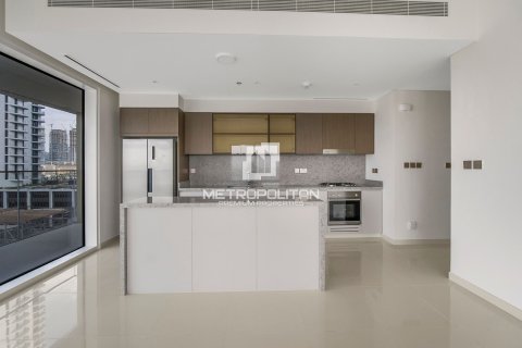 Квартира с 2 спальнями в EMAAR Beachfront, ОАЭ №78101 5