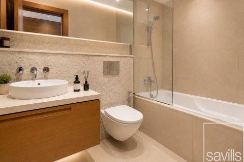 2 bedrooms Apartment in Claren Towers, UAE No. 194492 5