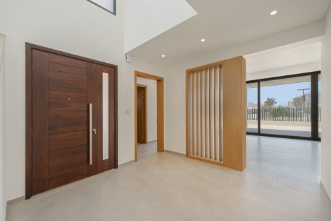 4 bedrooms Villa in Jebel Ali, UAE No. 167274 9