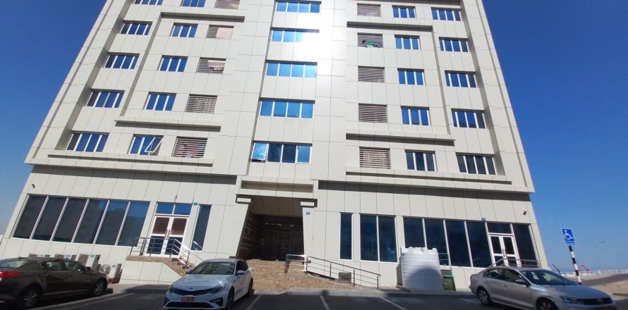 17m² Commercial property in Muscat, Oman No. 54207