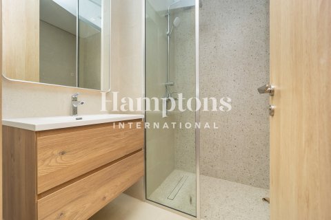 Apartment de 2 dormitorios en Living Legends, UAE No. 143063 8