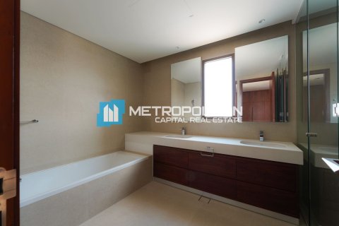 Вилла с 5 спальнями в Абу-Даби, ОАЭ №143059 19