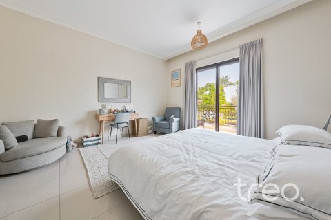 Villa de 4 dormitorios en Rosa, UAE No. 206176 14