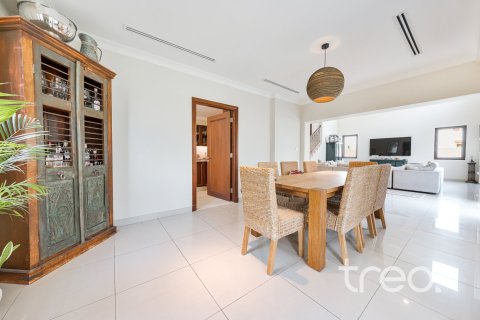 Villa de 4 dormitorios en Rosa, UAE No. 206176 7