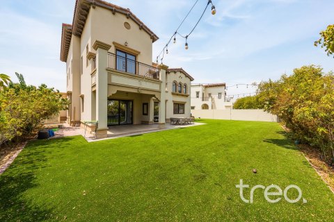 Villa de 4 dormitorios en Rosa, UAE No. 206176 26