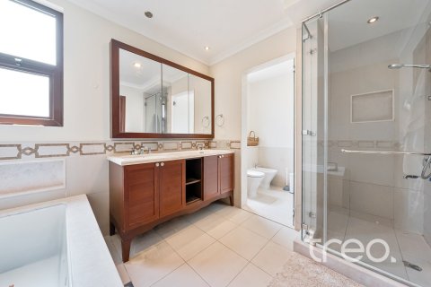 Villa de 4 dormitorios en Rosa, UAE No. 206176 17