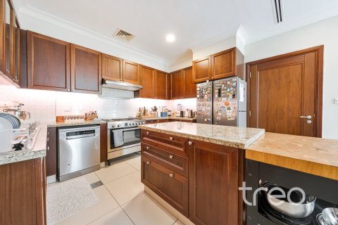 Villa de 4 dormitorios en Rosa, UAE No. 206176 9