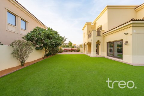 Villa de 5 dormitorios en Lila, UAE No. 206174 3