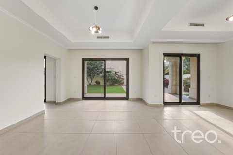 Villa de 5 dormitorios en Lila, UAE No. 206174 9