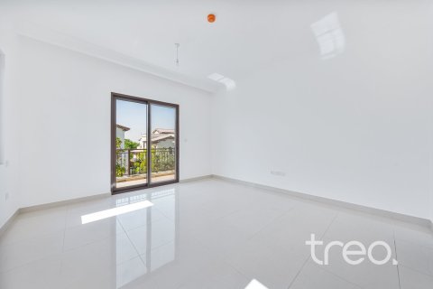 Villa de 4 dormitorios en Rasha, UAE No. 206175 18