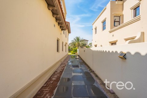 Villa de 4 dormitorios en Rasha, UAE No. 206175 27