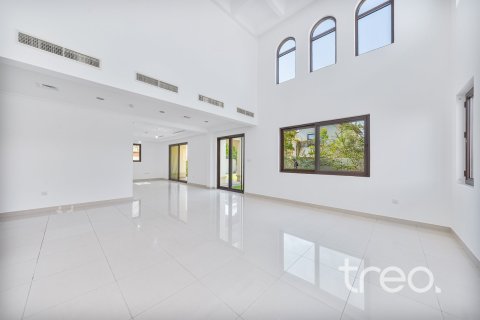 Villa de 4 dormitorios en Rasha, UAE No. 206175 5