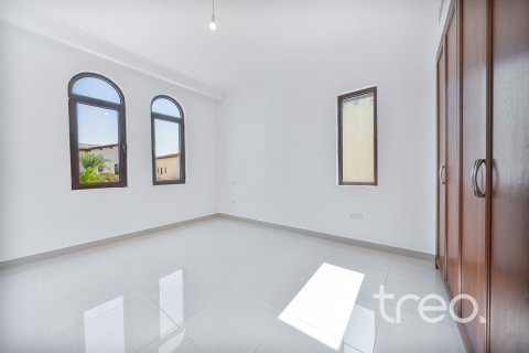 Villa de 4 dormitorios en Rasha, UAE No. 206175 15