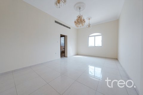 Villa de 4 dormitorios en Dubai, UAE No. 206179 16