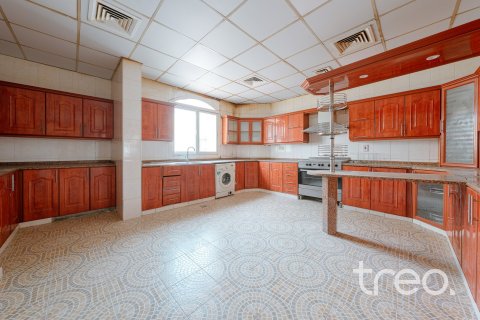 Villa de 4 dormitorios en Dubai, UAE No. 206179 7