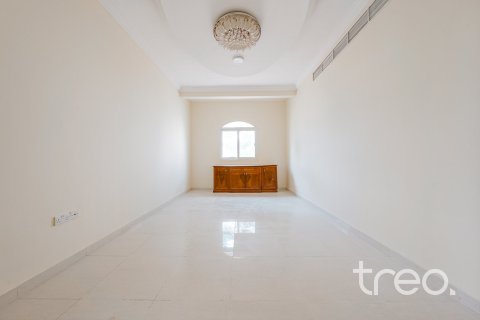Villa de 4 dormitorios en Dubai, UAE No. 206179 13