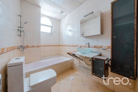 Villa de 4 dormitorios en Dubai, UAE No. 206179 17
