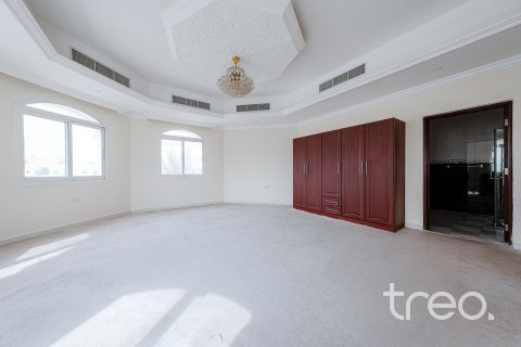 Villa de 4 dormitorios en Dubai, UAE No. 206179 10