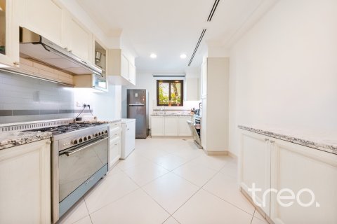 Villa de 4 dormitorios en Arabian Ranches 2, UAE No. 206180 8