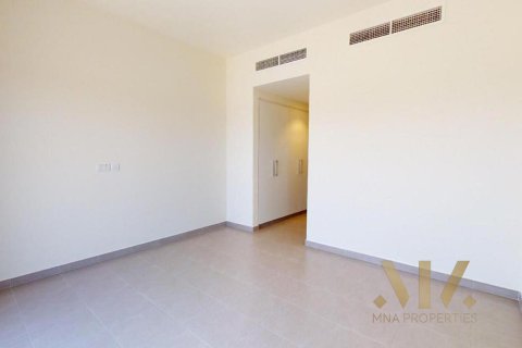 3 bedrooms Townhouse in EMAAR South, UAE No. 41800 3