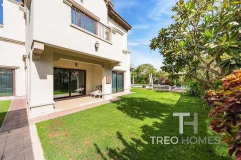 Villa de 5 dormitorios en Rasha, UAE No. 76373 21