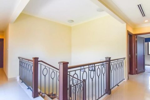 Villa de 5 dormitorios en Rasha, UAE No. 76373 14