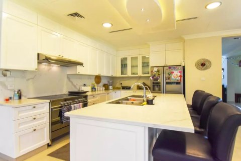Villa de 5 dormitorios en Rasha, UAE No. 76373 6