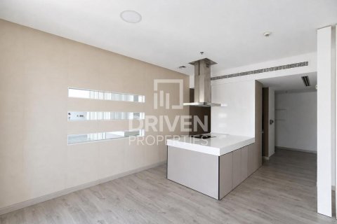 Квартира с 2 спальнями в West Avenue Tower, ОАЭ №193501 19