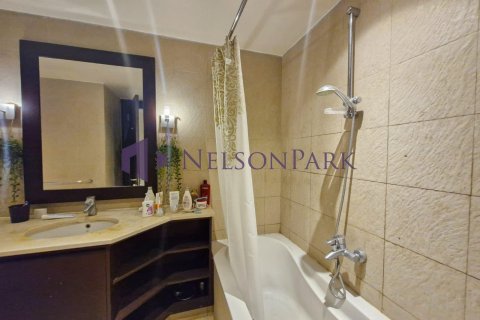 2 bedrooms Apartment in Doha, Qatar No. 58583 12