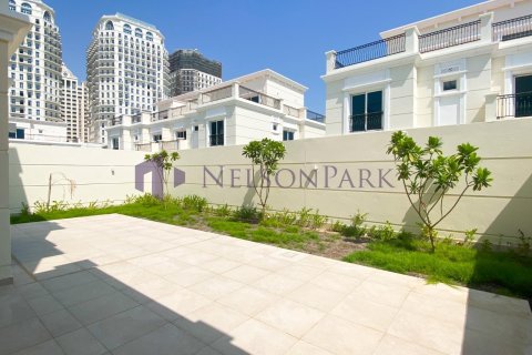 6 bedrooms Villa in Doha, Qatar No. 58585 8