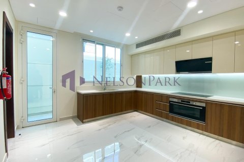 6 bedrooms Villa in Doha, Qatar No. 58585 3
