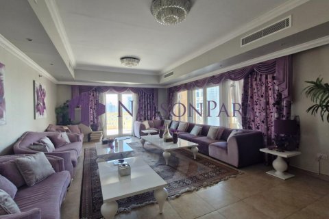 Apartment de 3 dormitorios en Doha, Qatar No. 58557 7