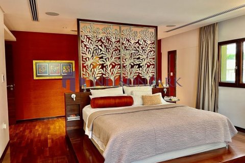 Villa de 5 chambres à Doha, Qatar No. 58581 11