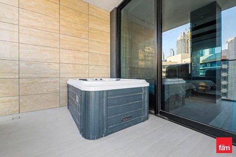 2 bedrooms Apartment in Business Bay, UAE No. 126956 10