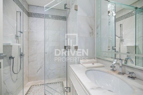 Квартира с 3 спальнями в Palazzo Versace, ОАЭ №192180 12