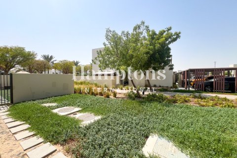 Apartment de 3 dormitorios en Dubai South (Dubai World Central), UAE No. 205652 9