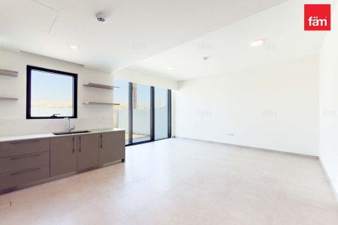 3 bedrooms Townhouse in Dubai, UAE No. 165281 11