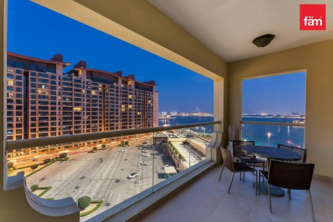 2 bedrooms Apartment in Palm Jumeirah, UAE No. 165279 4