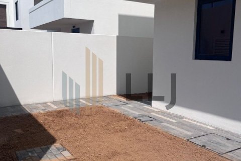 Villa de 3 dormitorios en  Yas Island, UAE No. 38530 14