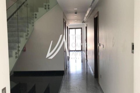 5 bedrooms Villa on the Saadiyat Island, UAE No. 86863 5