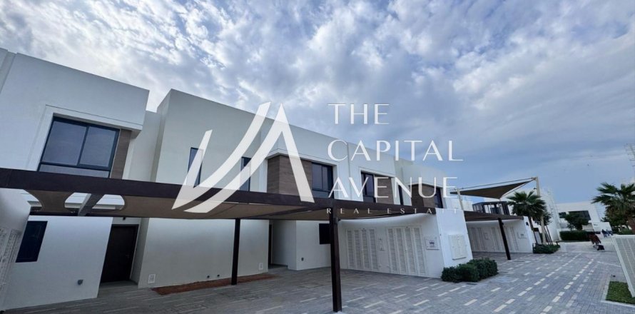 Townhouse de 3 dormitorios en  Yas Island, UAE No. 86860